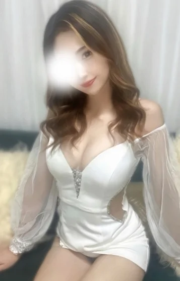葉月 しおり
