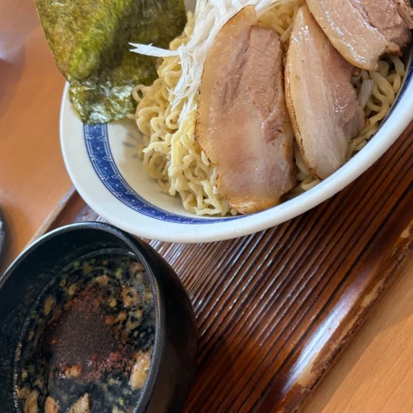 本日、24時まで出勤しております🥰