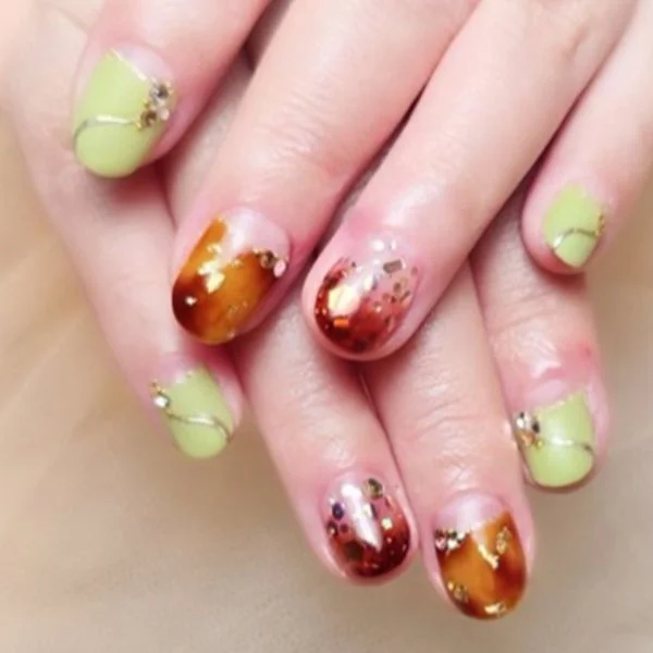 ネイルは秋っぽくしてみました💅