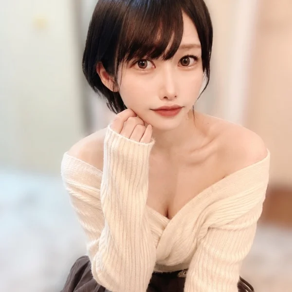 明日12時から空いてます❤️