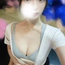 みあ