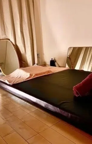 横浜 B ROOM