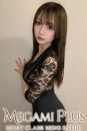 桃乃木 ゆあ
