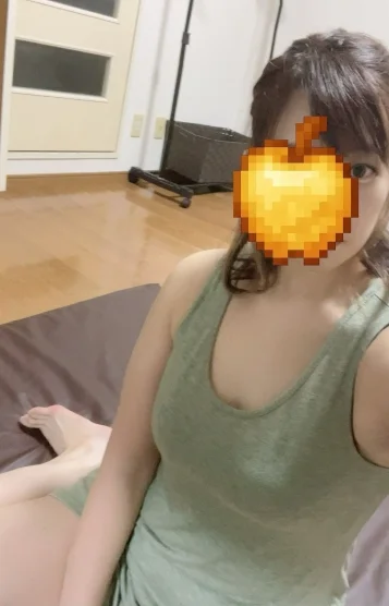 橘れな