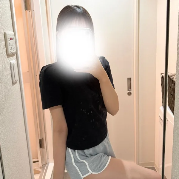 12時〜17時出勤してます🎀