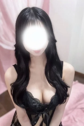 中井　まほ