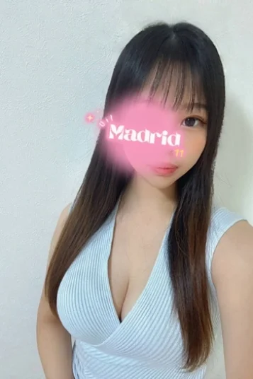 神崎あいら