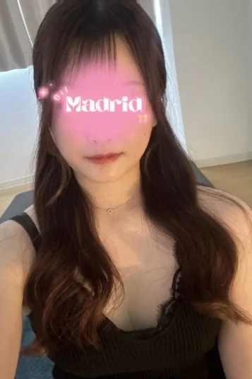 菊地彩奈