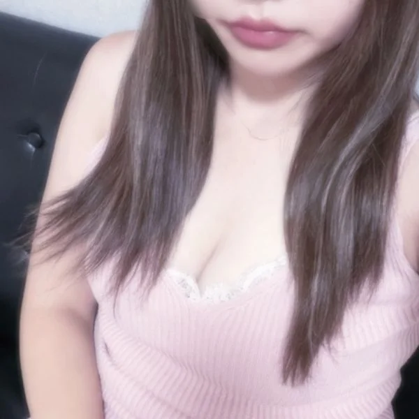 本日も12時〜16時半まで出勤してます🩷