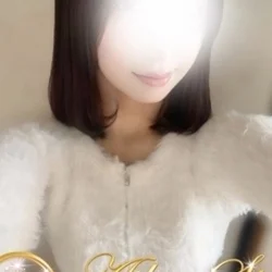 白沢ゆあ