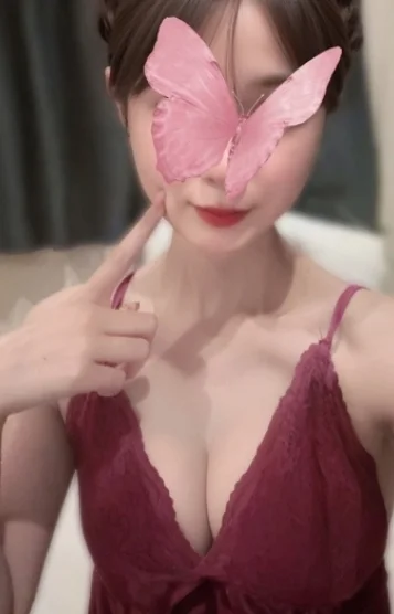 アーモンド・アイ