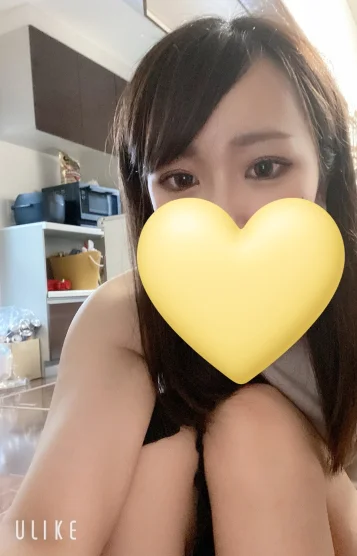 ジュン・清楚系美女