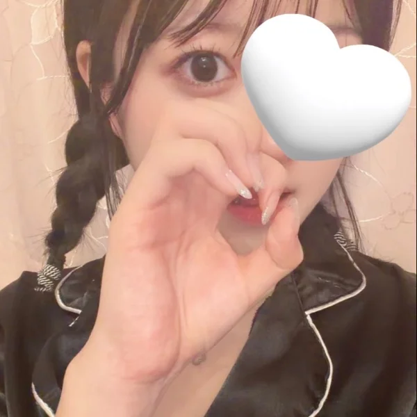 本日出勤してます^^