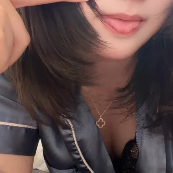 本日も出勤してます^^