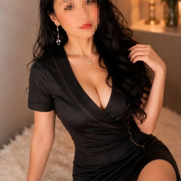 13時〜ラスト🈳🈶大人気美巨乳はるか(本物Iカップ)