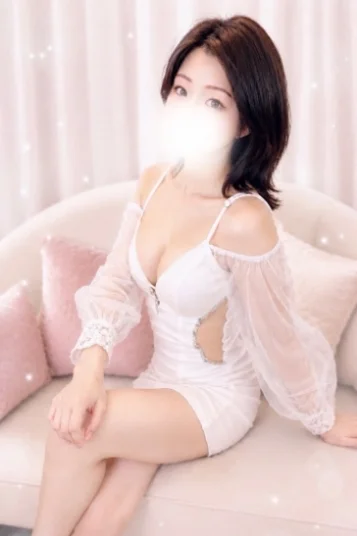 如月 しゅな