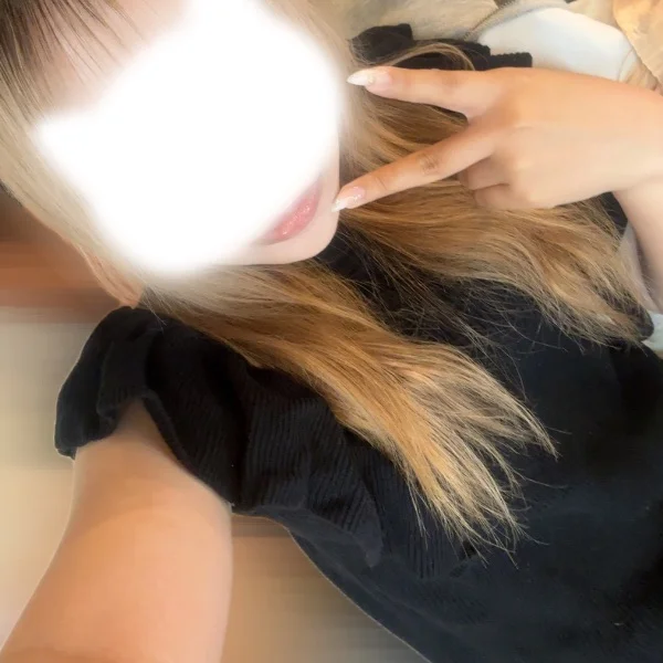 本日11:30〜21:00出勤ですっ❕