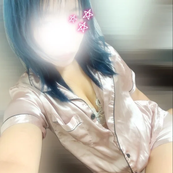 20:00まで出勤ですᕬᕬ🎀