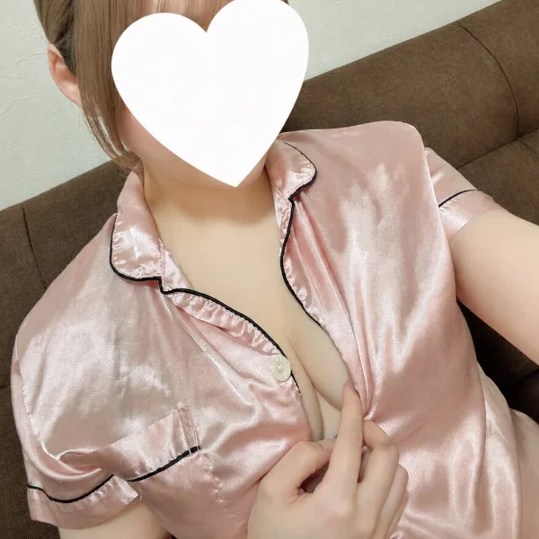 🌸本日10:00〜17:00で出勤します🌸