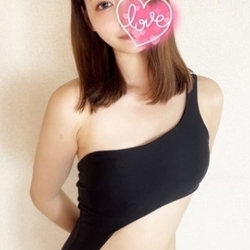 明日7/16はゆかさんが出勤！要チェッ...