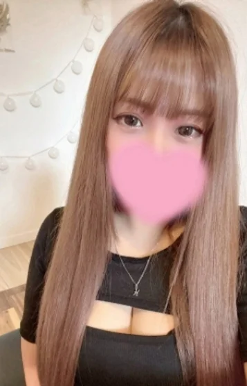 小鳥遊　ひな