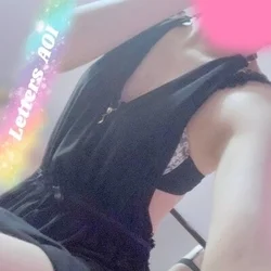 《GOLD》凛とした空気感が漂う清楚系...