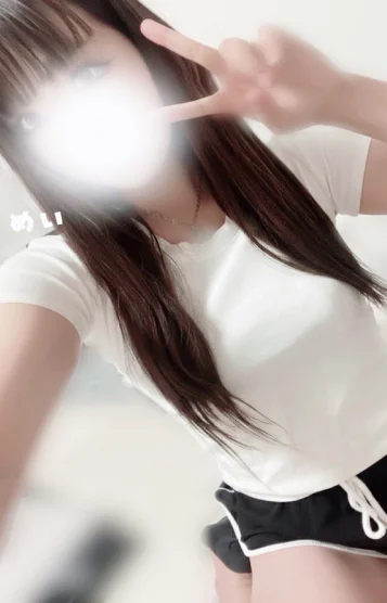 新人🆕めい💞