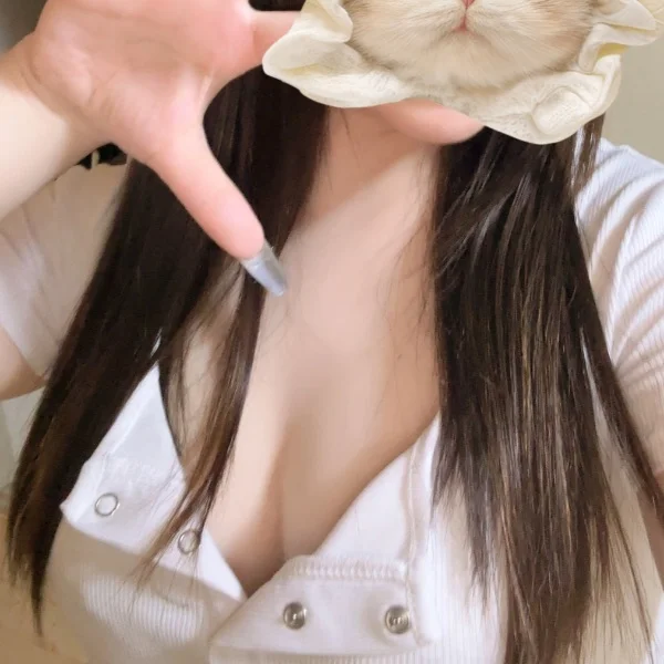 本日15時〜22時出勤です❣️