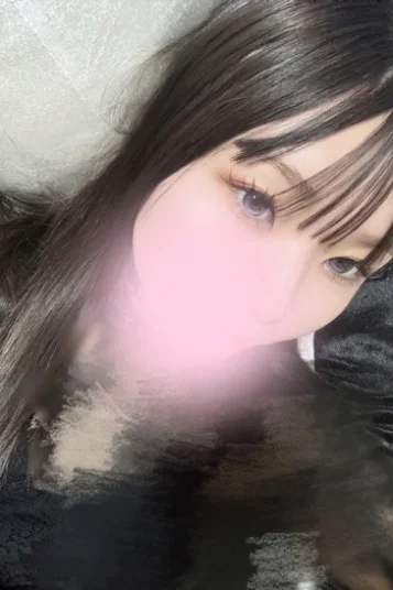 桃瀬ひな