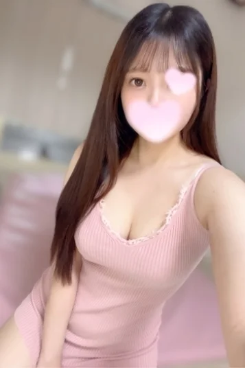 愛原りほ