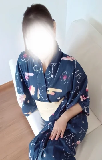 夏目 サラサ