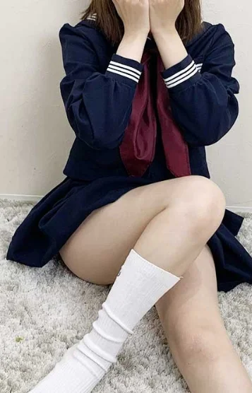 篠田 なな