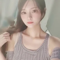 鷹宮れな