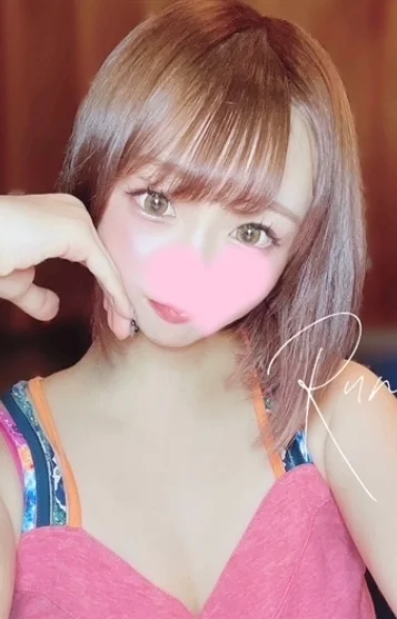 瞳るな