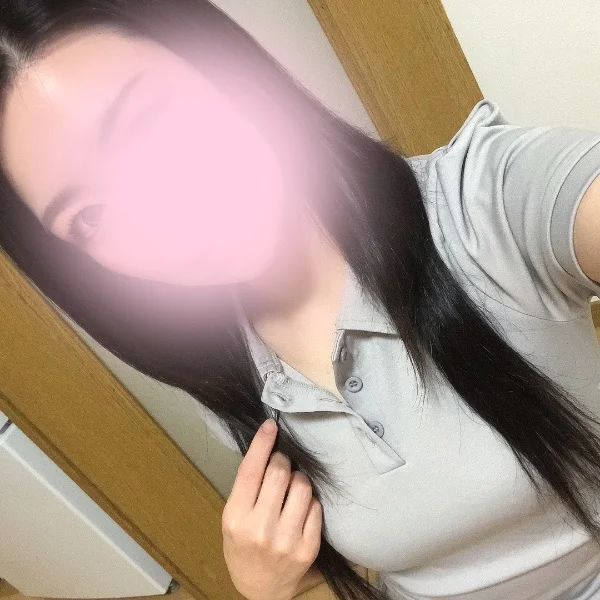 みさき出勤しました🍓21:00まで