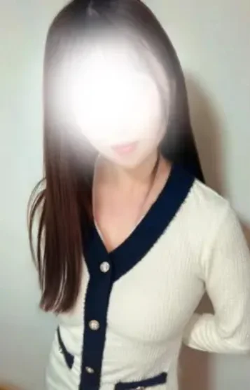 有村カズミ