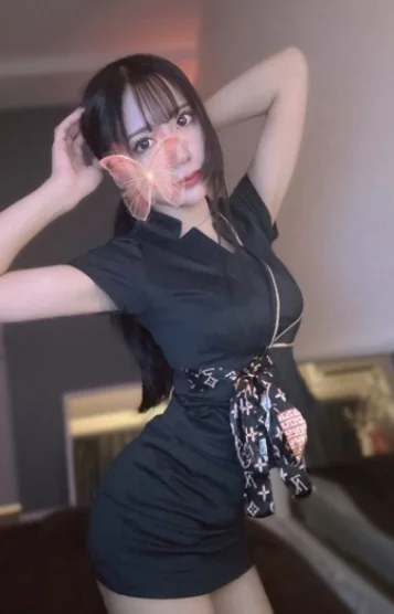姫野リゼ