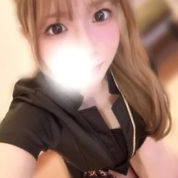 透き通るような柔肌美肌♡究極の癒し…💙...