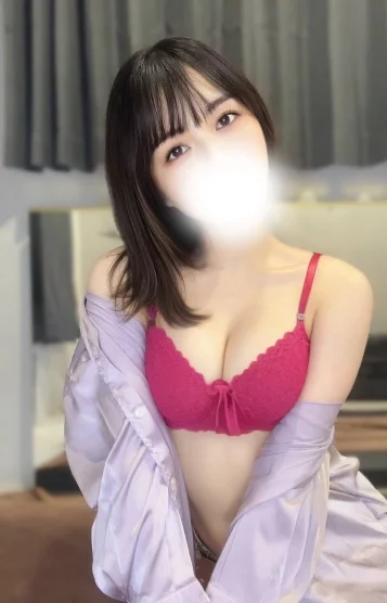 泉 ゆあ