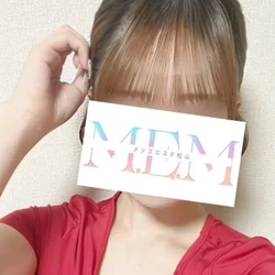 超オモテナシGIRL🎵💛せな💛さん本日17日出勤予定！