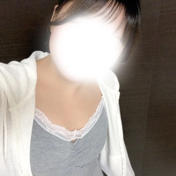 本日24時まで出勤してますʚ🍓ɞ