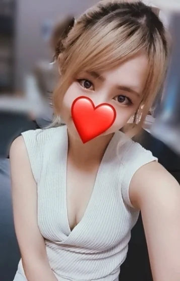 愛瀬ちさ