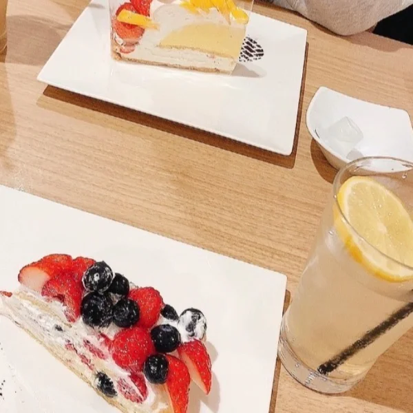 お友達とカフェ🍰