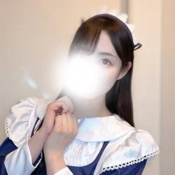 小顔でパッチリとしたキレイな瞳　るいち...