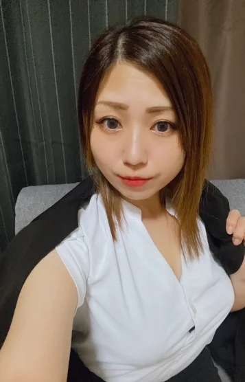 東堂 葵