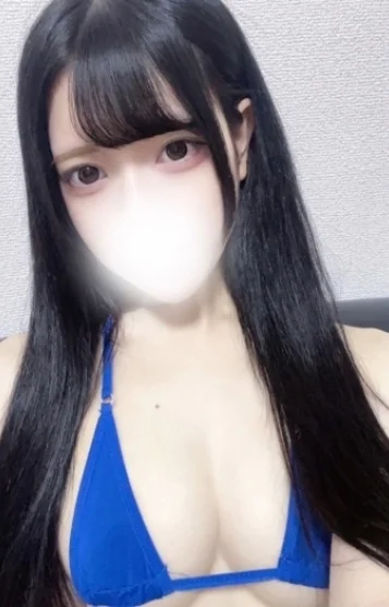 癒月しおん