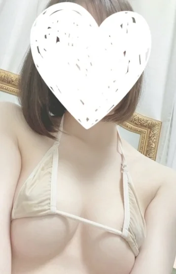 綾野かれん