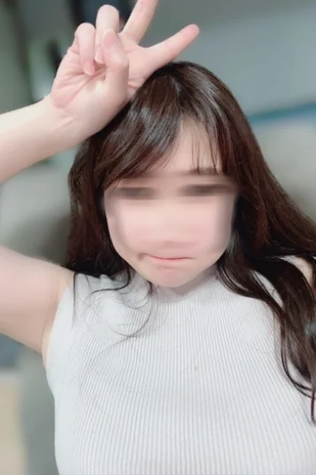 紗倉まなつ