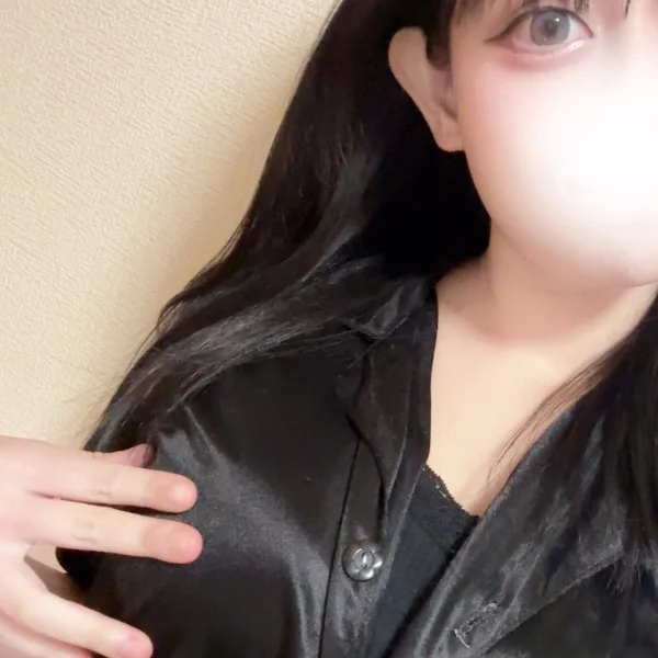 出勤してます(⸝⸝◜𖥦◝⸝⸝)