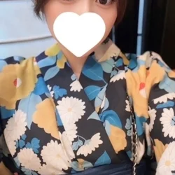 杏　まりな